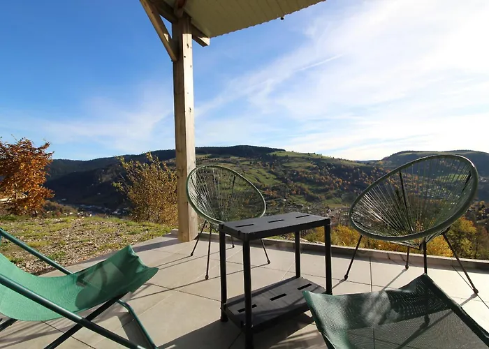 Au Camp De Base Vue Panoramique